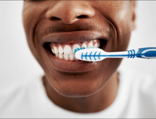 Brushing, Flossing and Rinsing: Three Steps for a Healthier Smile